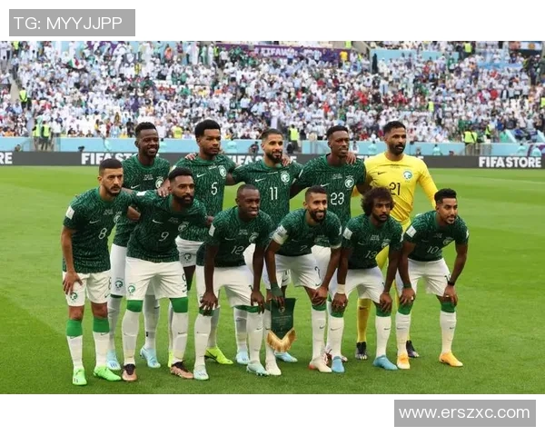 沙特阿拉伯外籍足球明星阵容全面解析与球员背景介绍